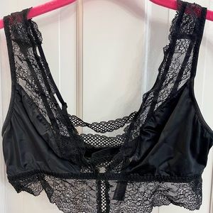 Victorias Secret Black Lace and Satin Bralette
